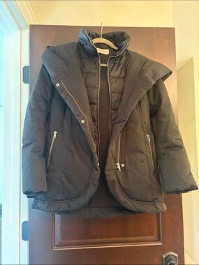 Women’s Black Puffer Jacket with Quilted Inner Layer